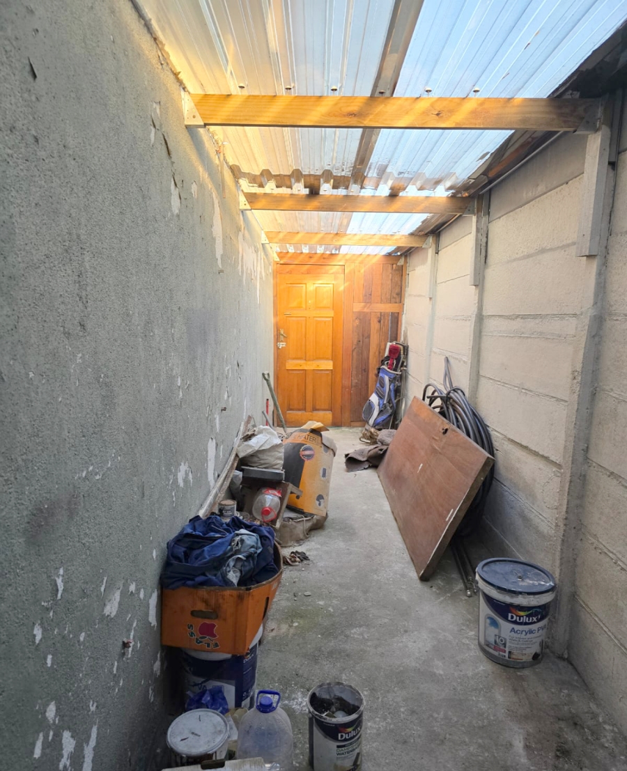 To Let 4 Bedroom Property for Rent in Bellville South Western Cape
